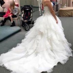 Oleg Cassini Wedding Dress